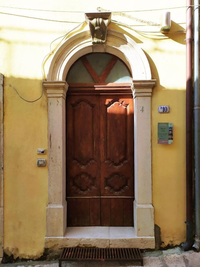 Stanze Don Gesualdo Alloggio Turistico Taurasi エクステリア 写真