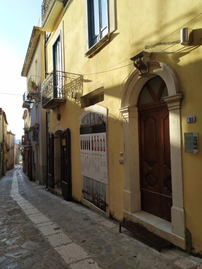 Stanze Don Gesualdo Alloggio Turistico Taurasi エクステリア 写真